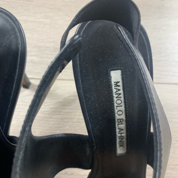 Manolo Blahnik Black Leather Slingback Sandals - Picture 8 of 14